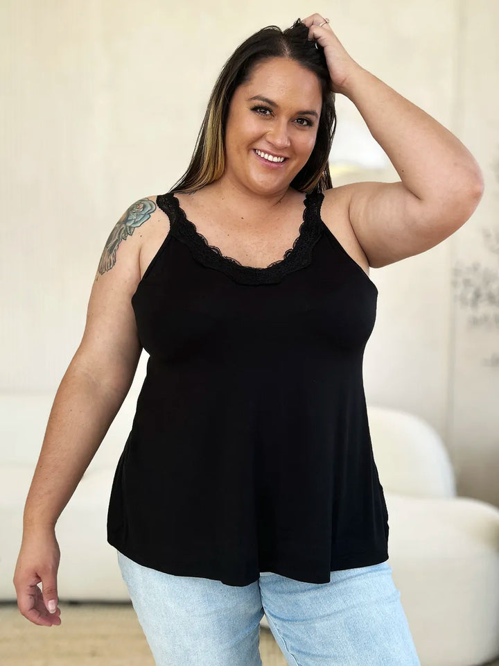 Scalloped lace-trim V-neck flowy cami tank top