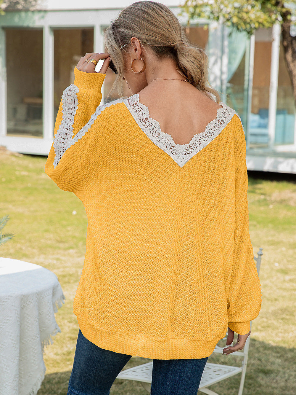 Contrast lace-trim waffle knit V-neck top
