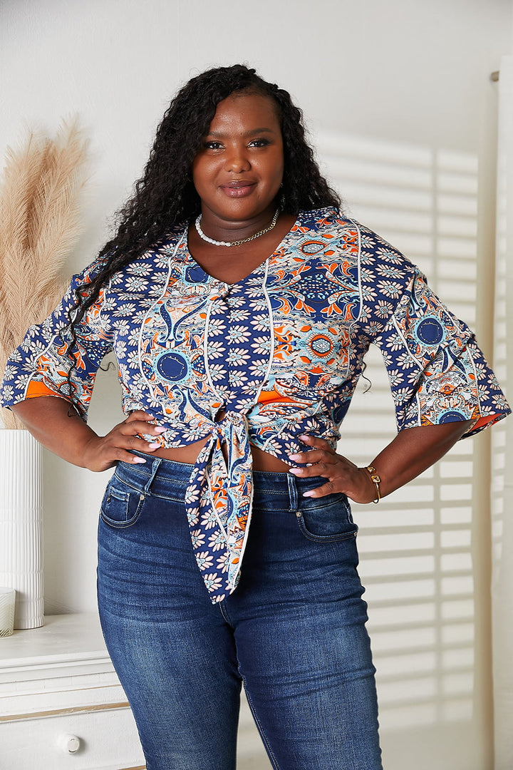 Boho print tie-hem V-neck three-quarter sleeve blouse