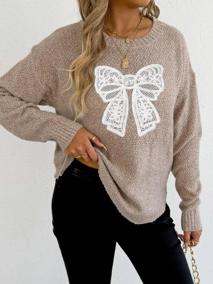 Lace bow applique crew neck knit sweater