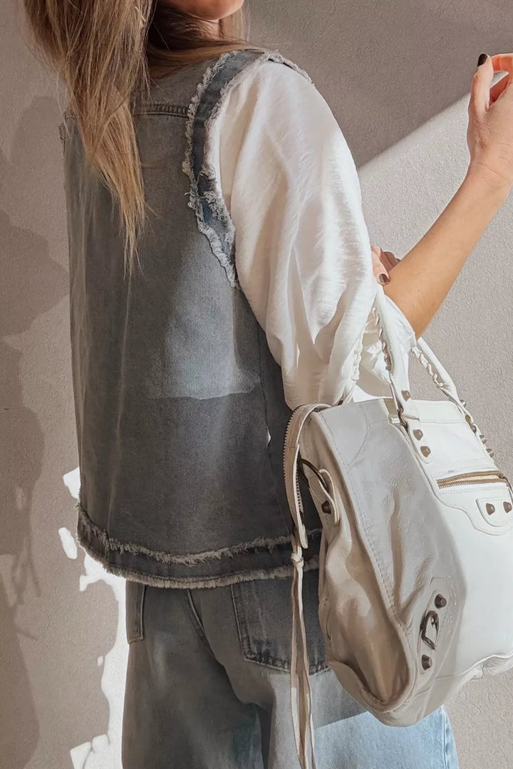 Frayed edge denim vest with snap flap pockets