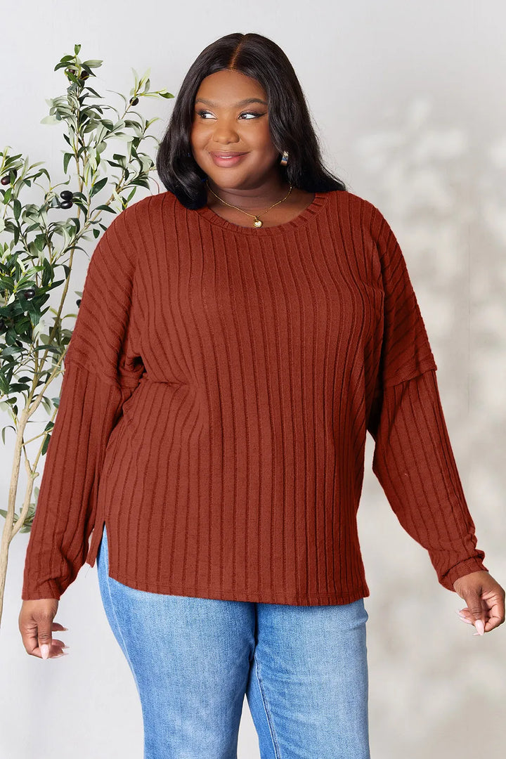 Ribbed knit round neck tunic top with side slits