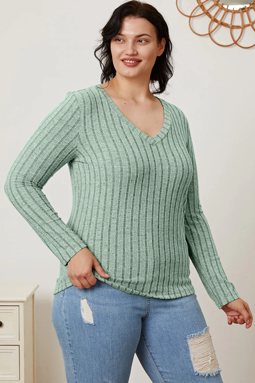 Ribbed v-neck long sleeve knit top
