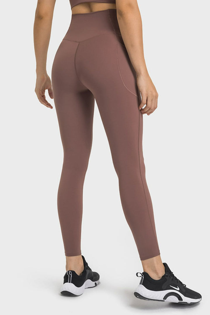 Crossover V-waist yoga leggings with side pockets