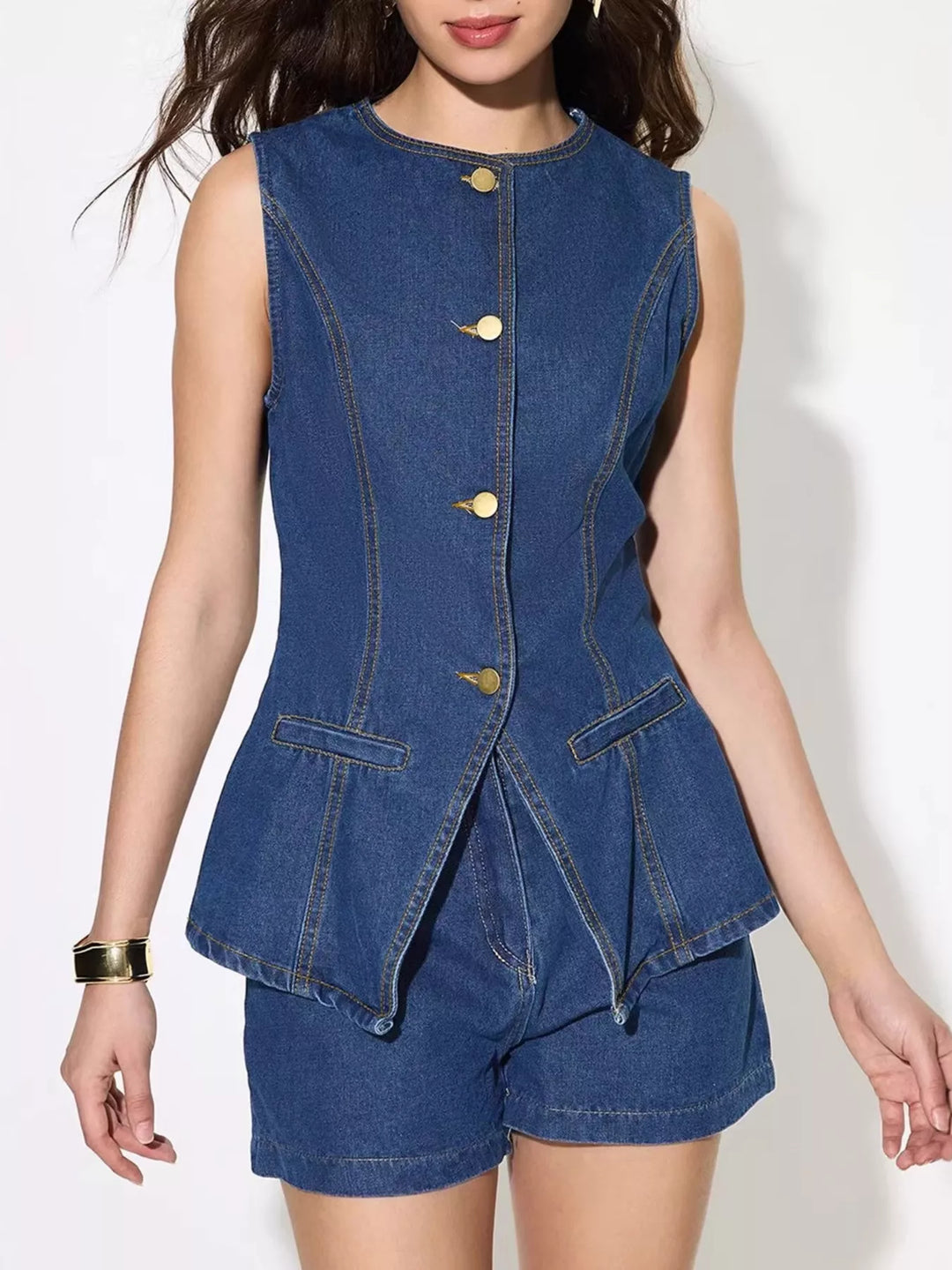 Sleeveless button-up denim top with welt pockets