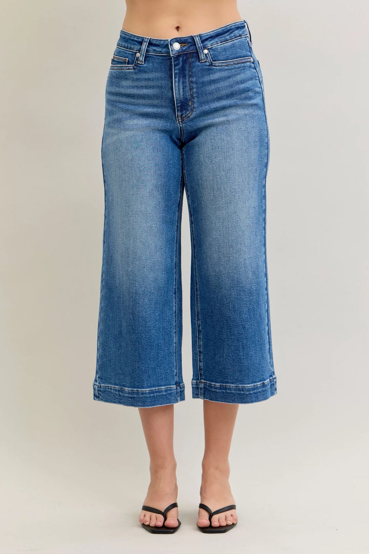 MD Judy Blue mid-rise crop wide-leg jeans with cuffed hem