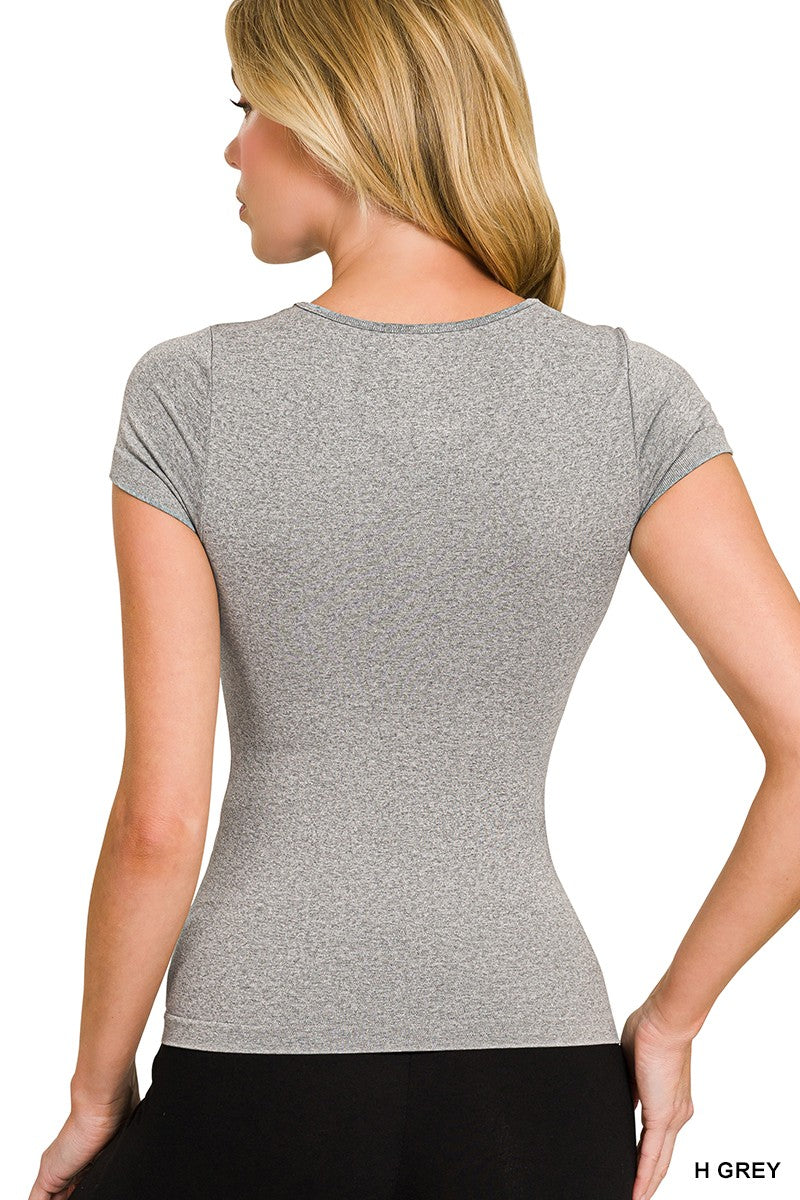 Seamless crew neck tee in nylon-spandex blend