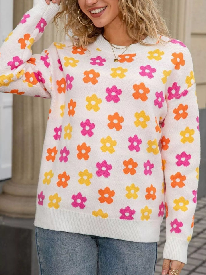 White Retro daisy floral crew neck knit sweater