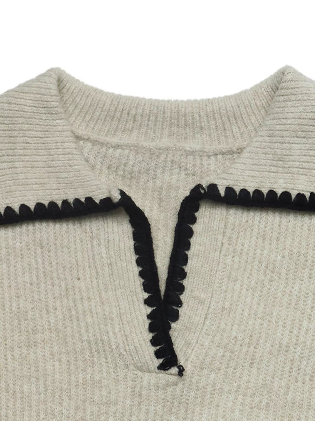 Contrast trim ribbed knit polo sweater with dropped shoulders