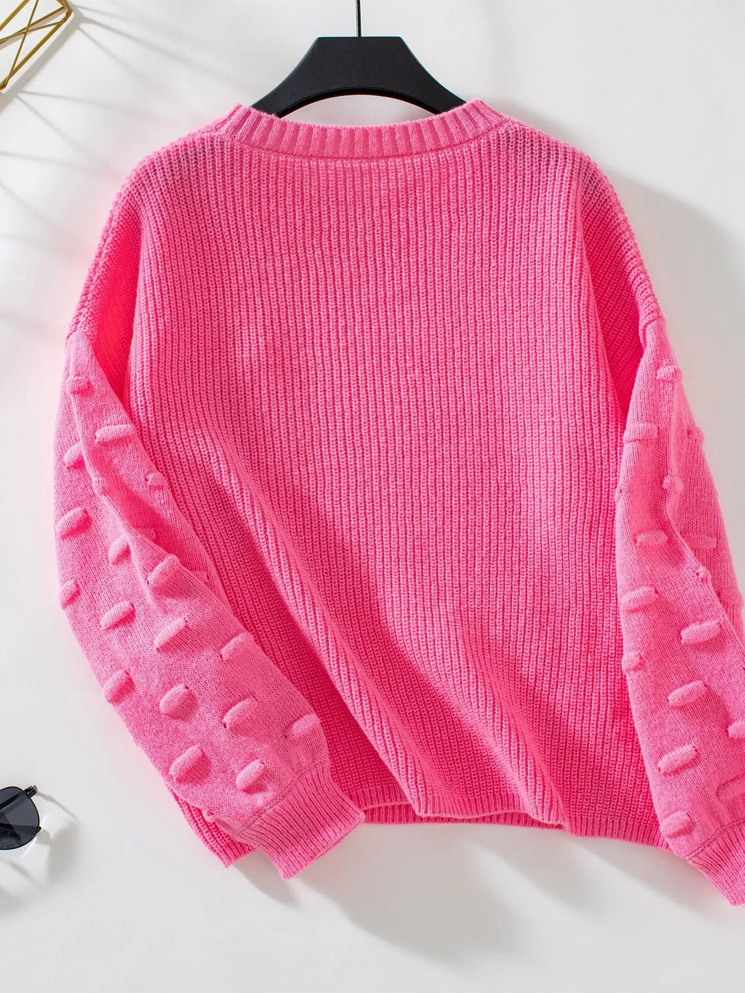 Ribbed knit round neck sweater with chest pocket
