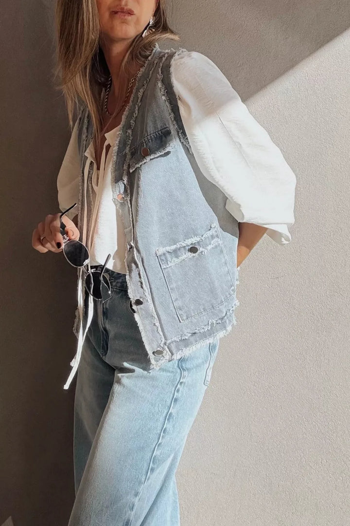 Frayed edge denim vest with snap flap pockets