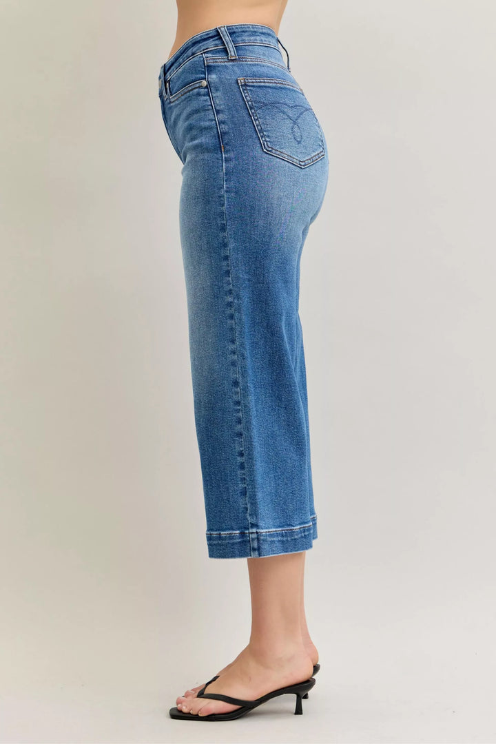 Judy Blue mid-rise crop wide-leg jeans with cuffed hem
