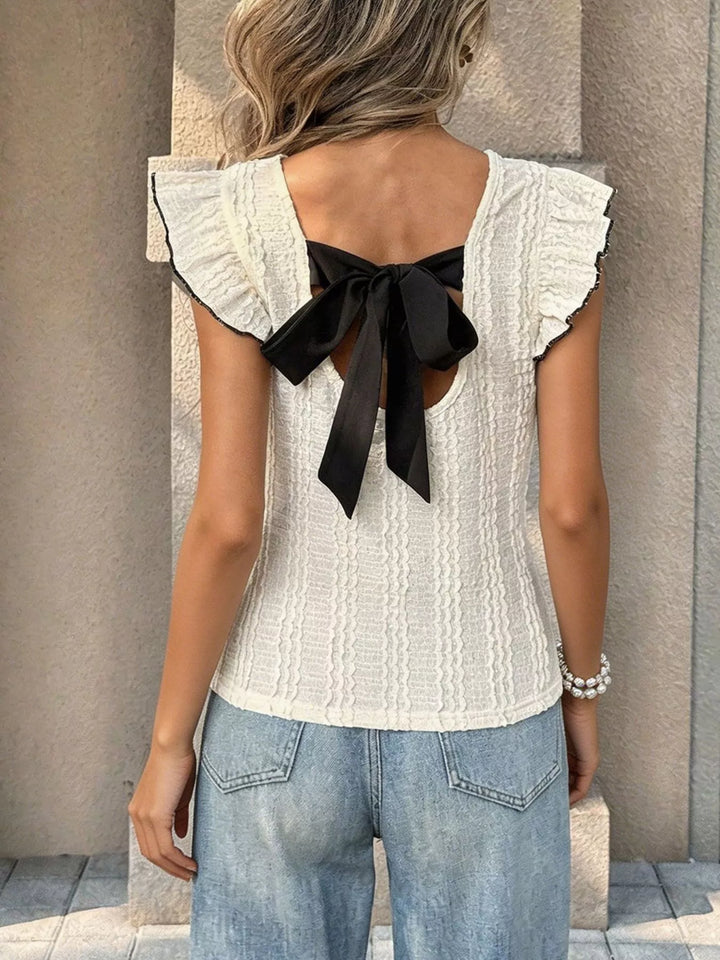 Textured ruffle flutter sleeve slim-fit top