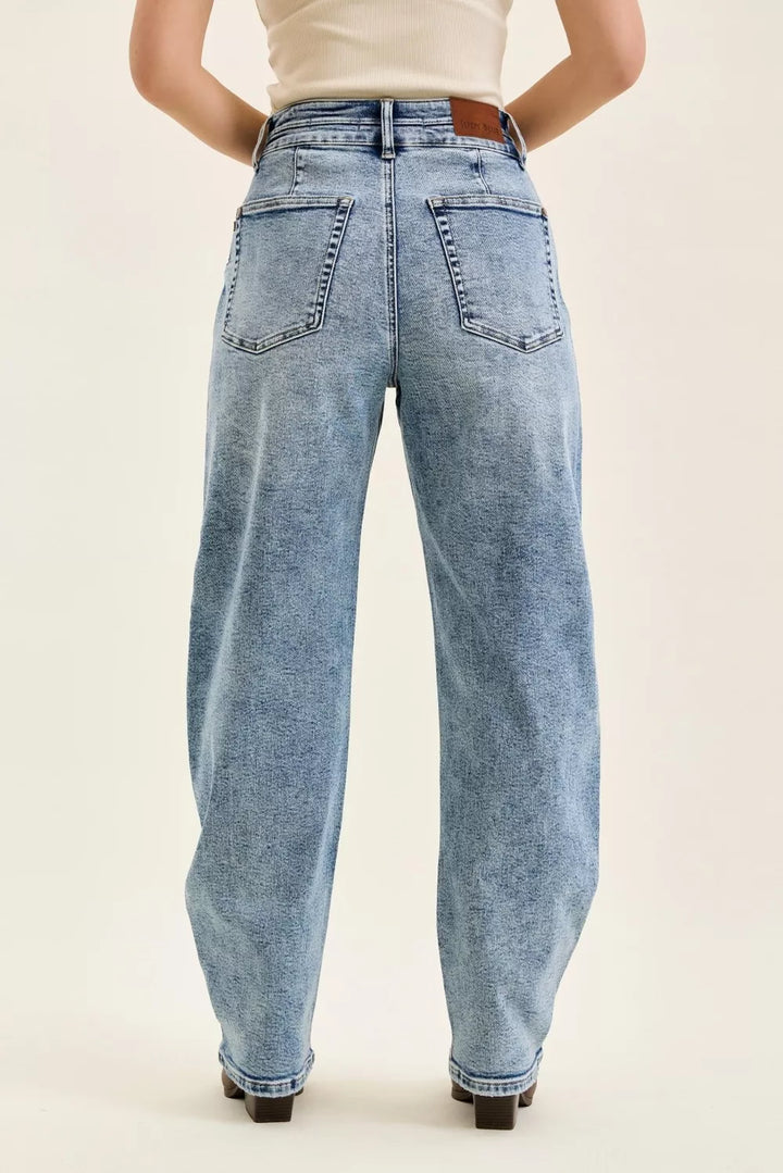 High-rise arc leg jeans with double waistband