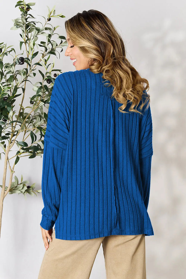 Ribbed knit round neck tunic top with side slits