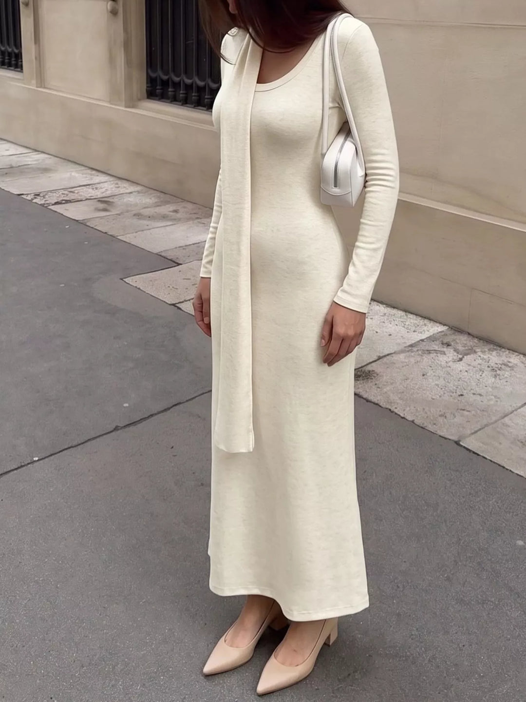 Scoop neck long sleeve knit maxi dress with scarf
