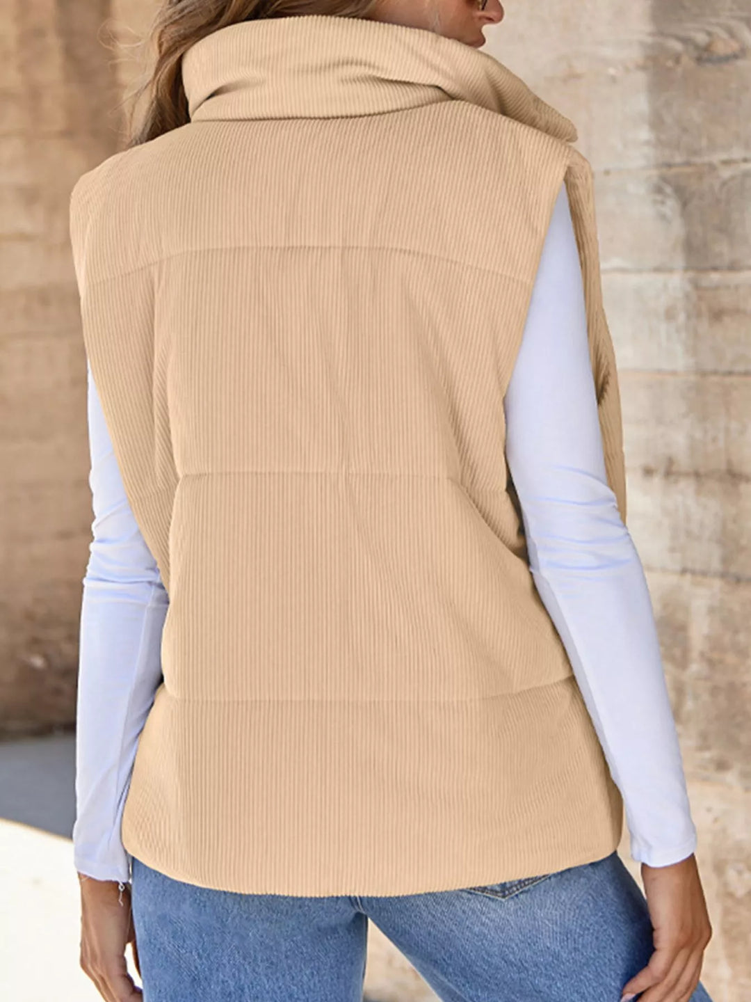 Corduroy stand collar zip-up puffer vest