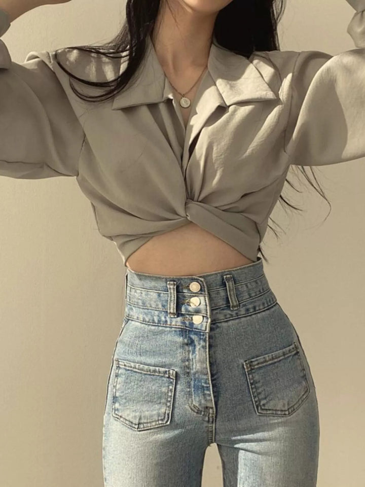 Twisted knot cropped shirt with long balloon sleeves