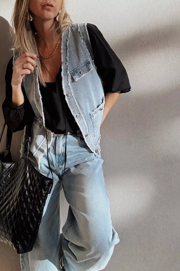 Frayed edge denim vest with snap flap pockets