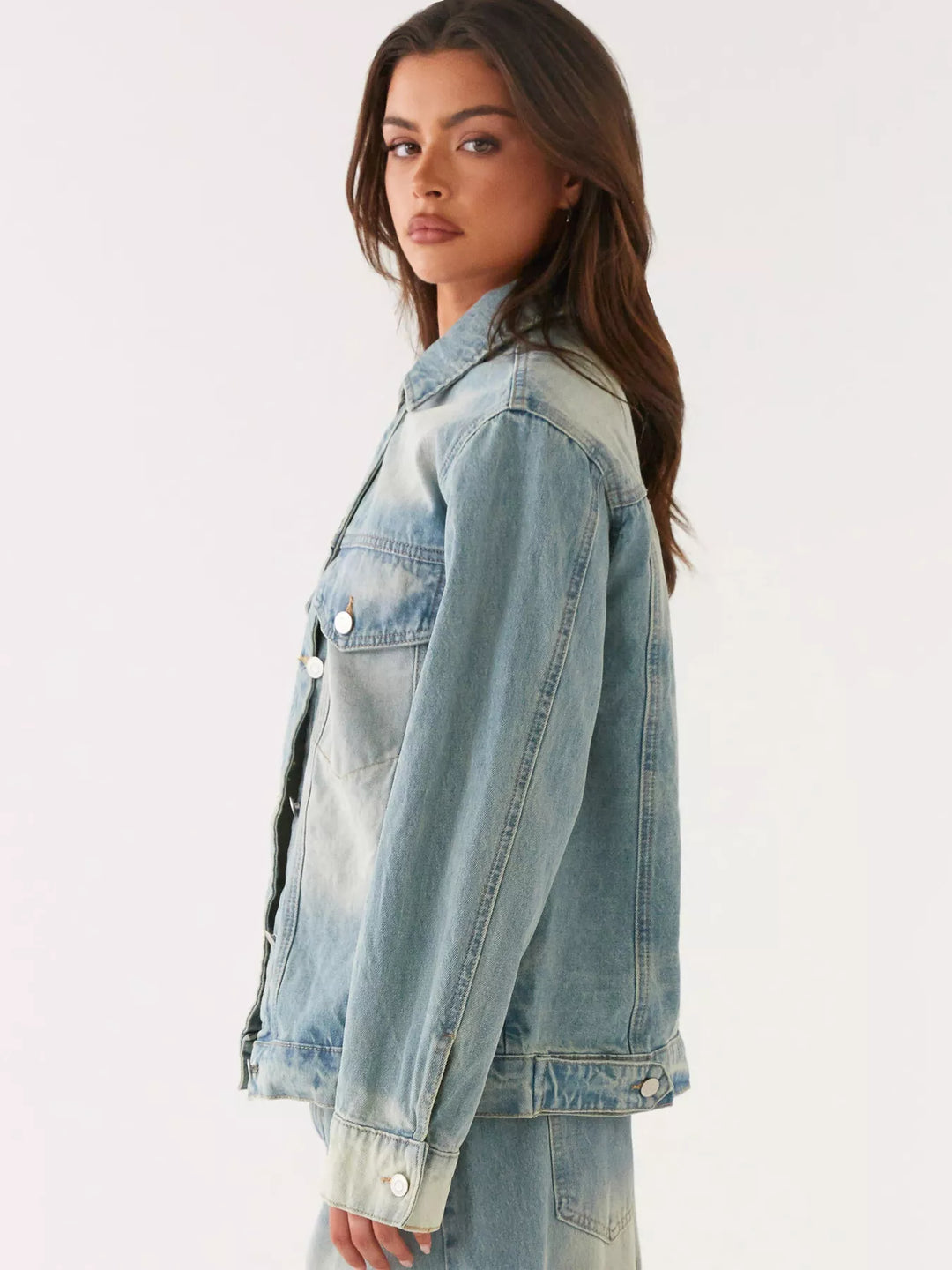 Oversized button-up denim jacket and jeans two-piece set