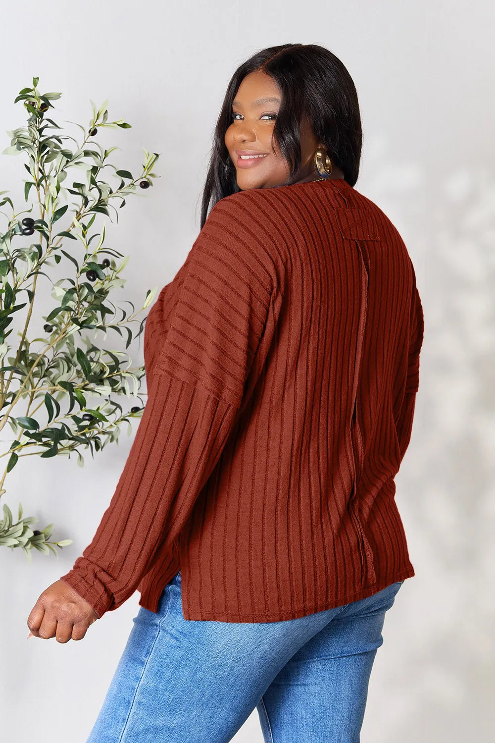 Ribbed knit round neck tunic top with side slits