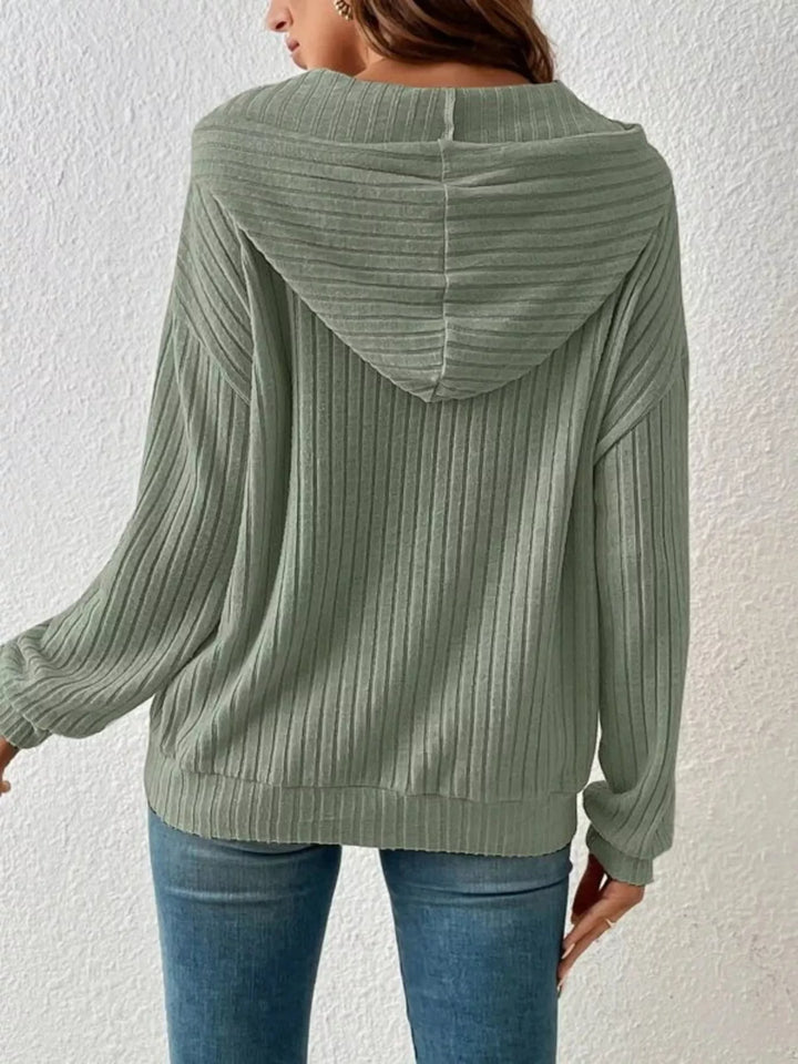 Ribbed knit hoodie with drawstring and kangaroo pocket