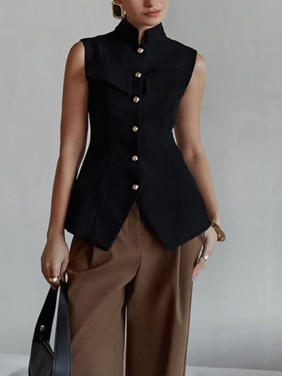 Stand collar sleeveless button-front vest with split hem