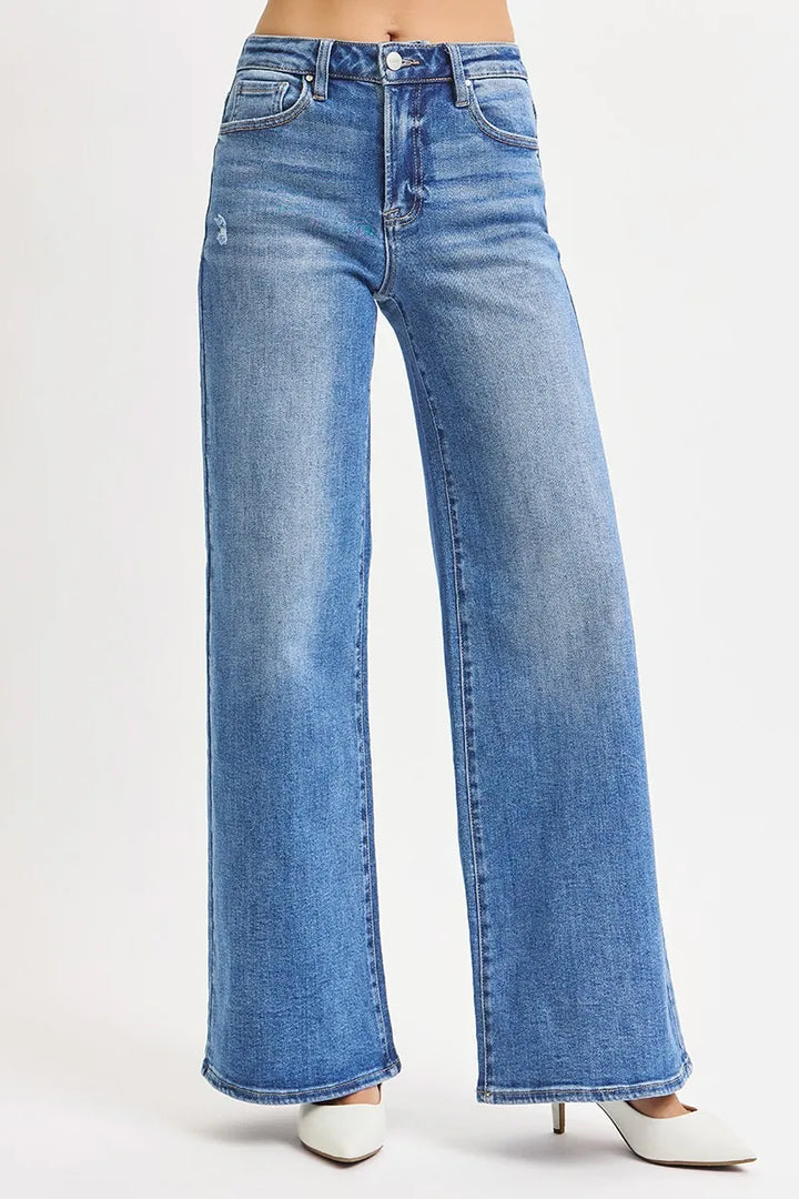 High-rise wide leg jeans with whiskered stretch denim