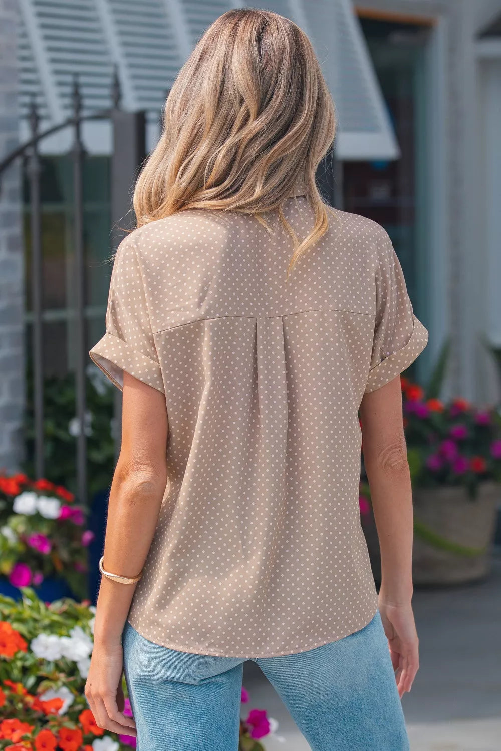 Polka dot short-sleeve button-down collared shirt