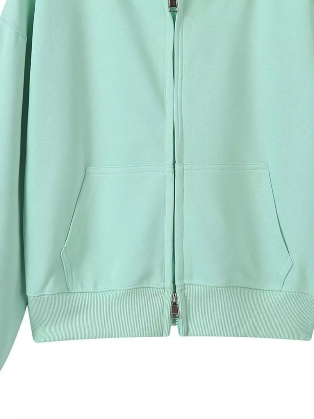 Zip-up hoodie with front pockets and ribbed cuffs