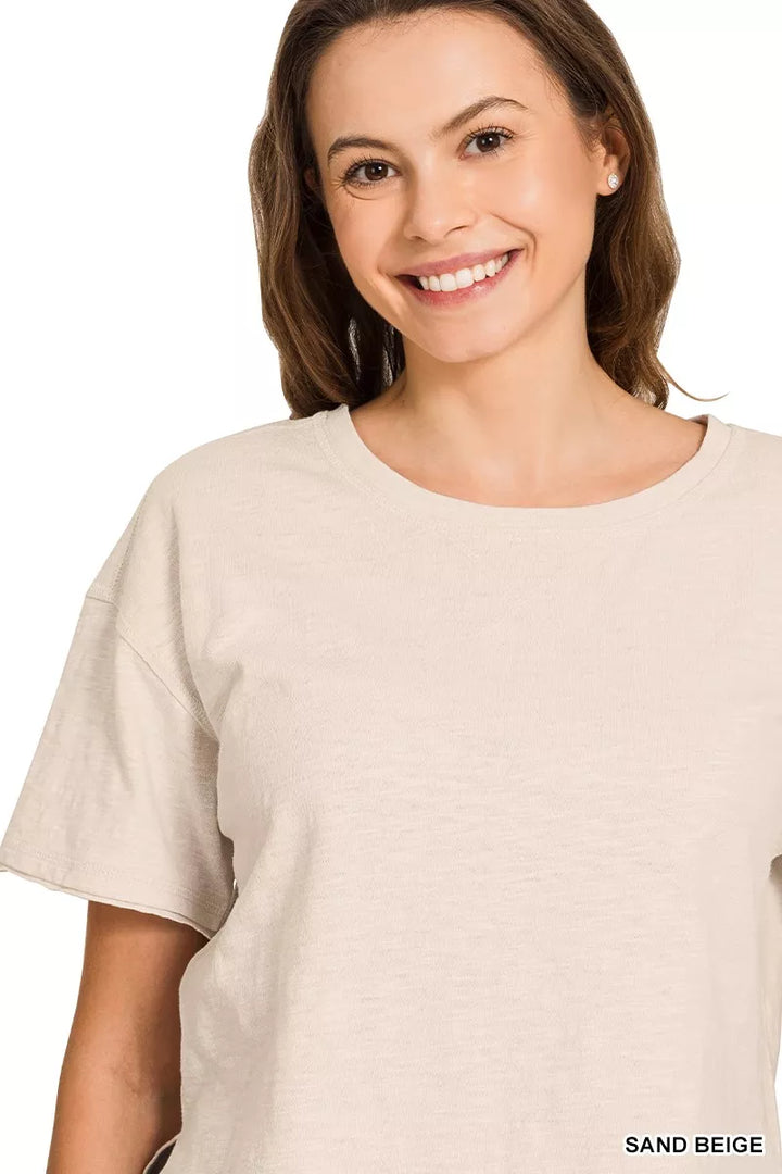 Slub knit short sleeve crew neck tee with raw hem