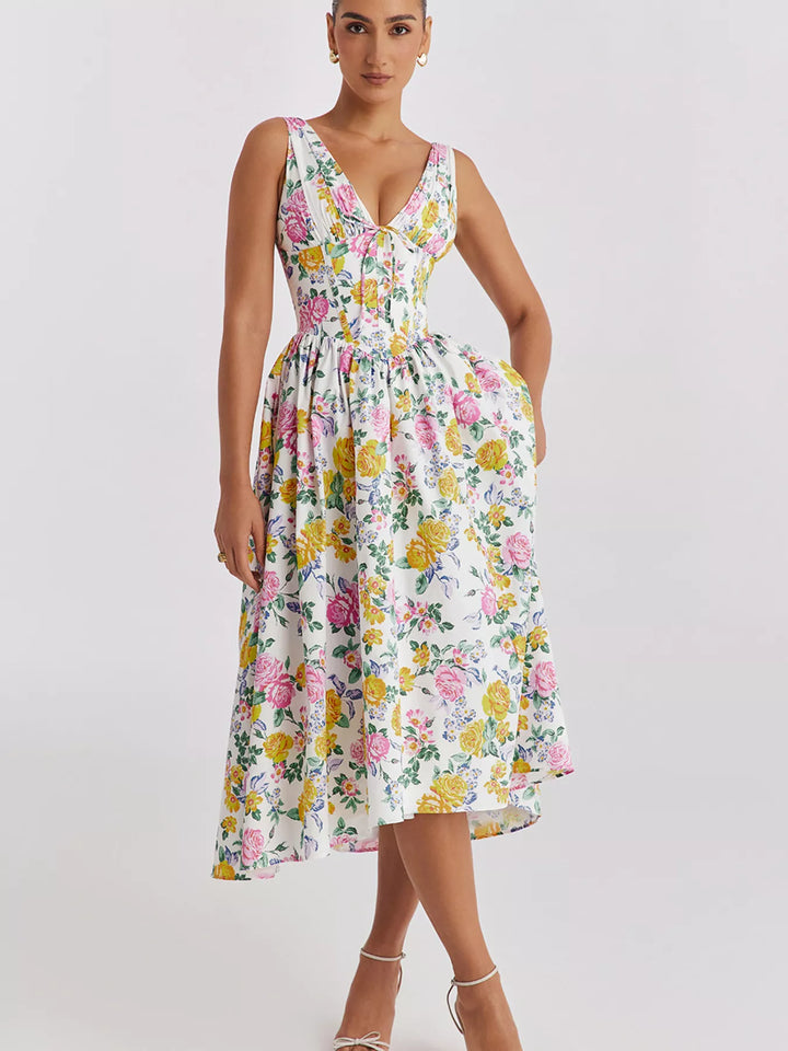 Sleeveless V-neck midi dress with fitted bodice and pockets