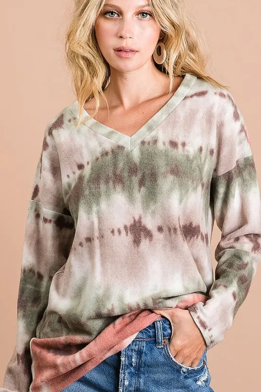 Brushed knit tie-dye V-neck long sleeve top