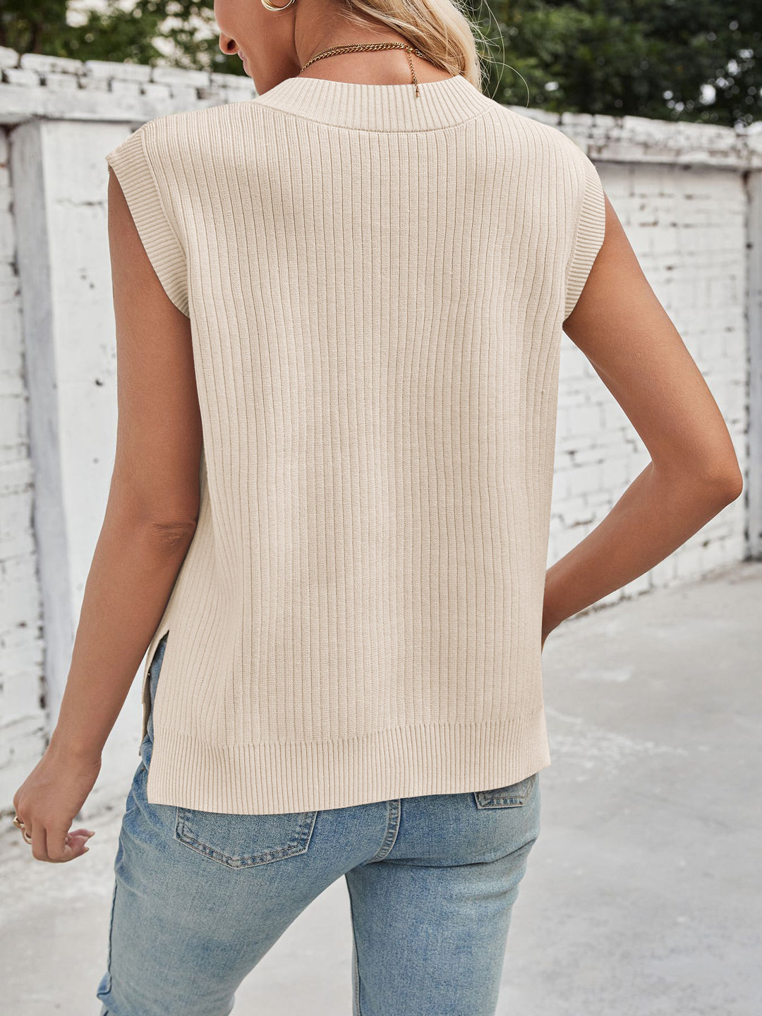 Ribbed knit V-neck sweater vest with drop shoulders