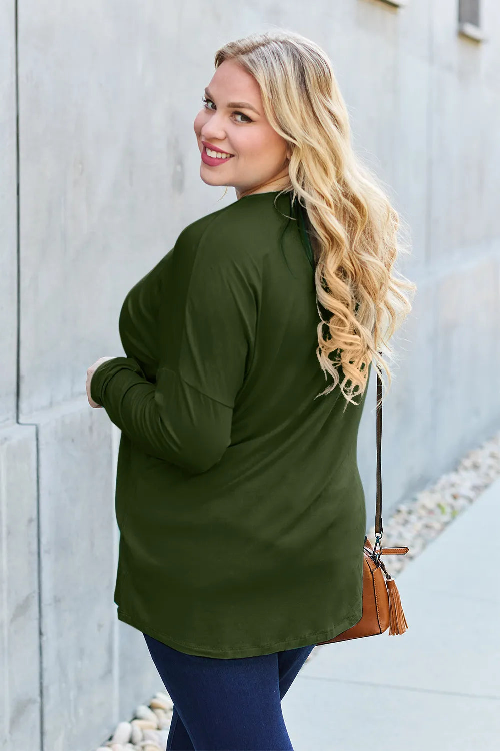 Dropped-shoulder round neck long sleeve knit top
