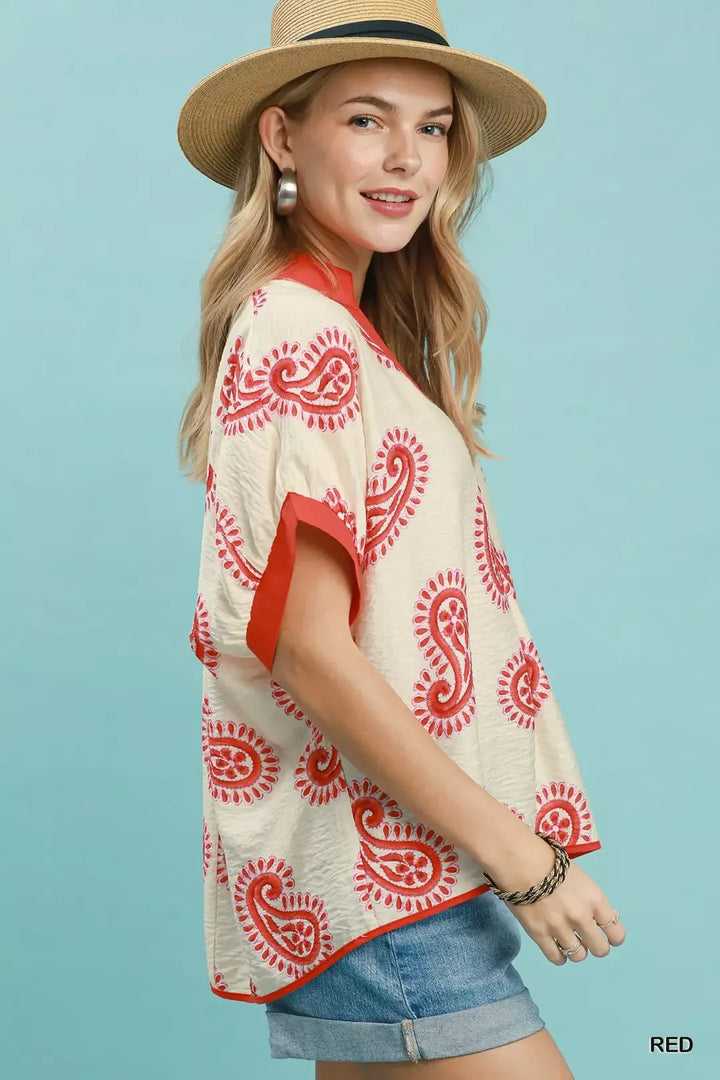 Paisley print short sleeve top with contrast trim