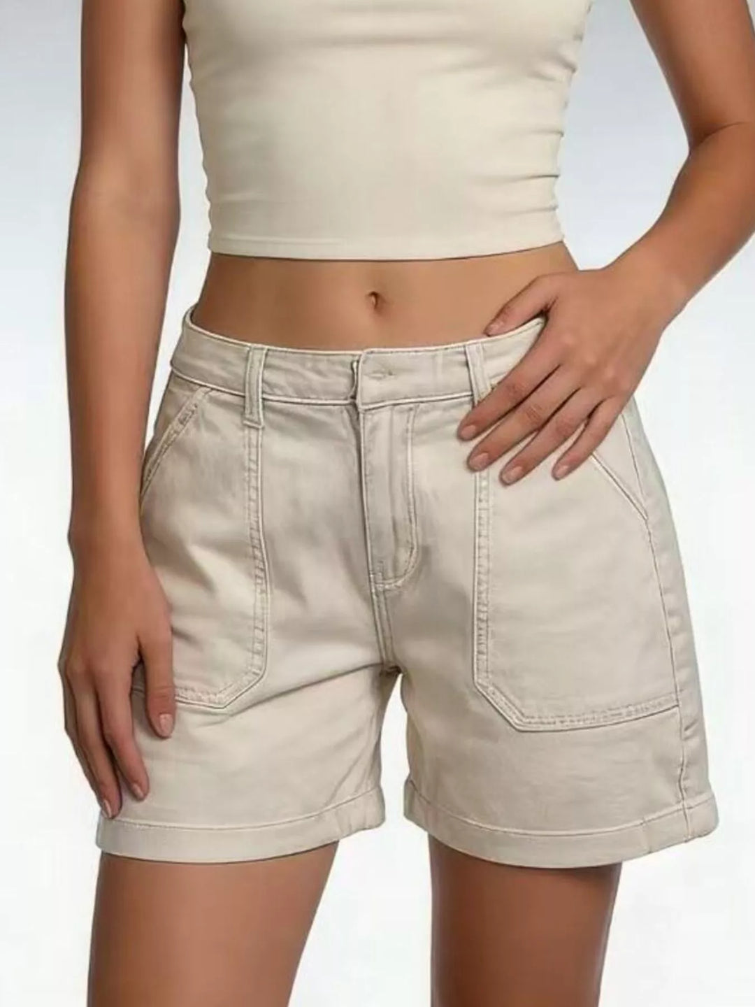 Patch pocket mid-rise denim shorts with cuffed hem