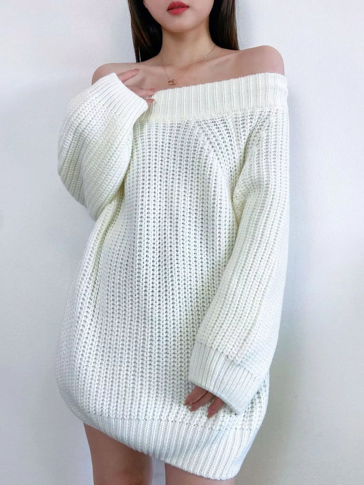Off-shoulder chunky ribbed knit pullover sweater
