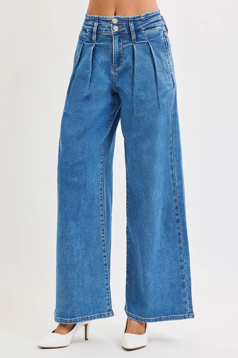 Pleated wide-leg mid-rise jeans with button waist