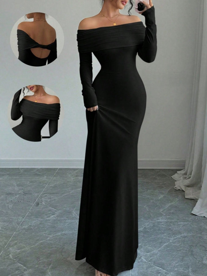 Black Ruched off-shoulder long sleeve bodycon maxi dress