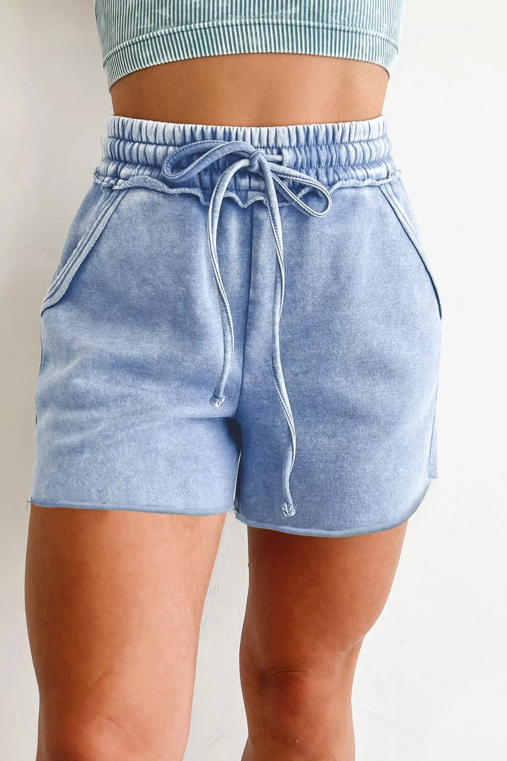 Acid-wash cotton drawstring shorts with side pockets