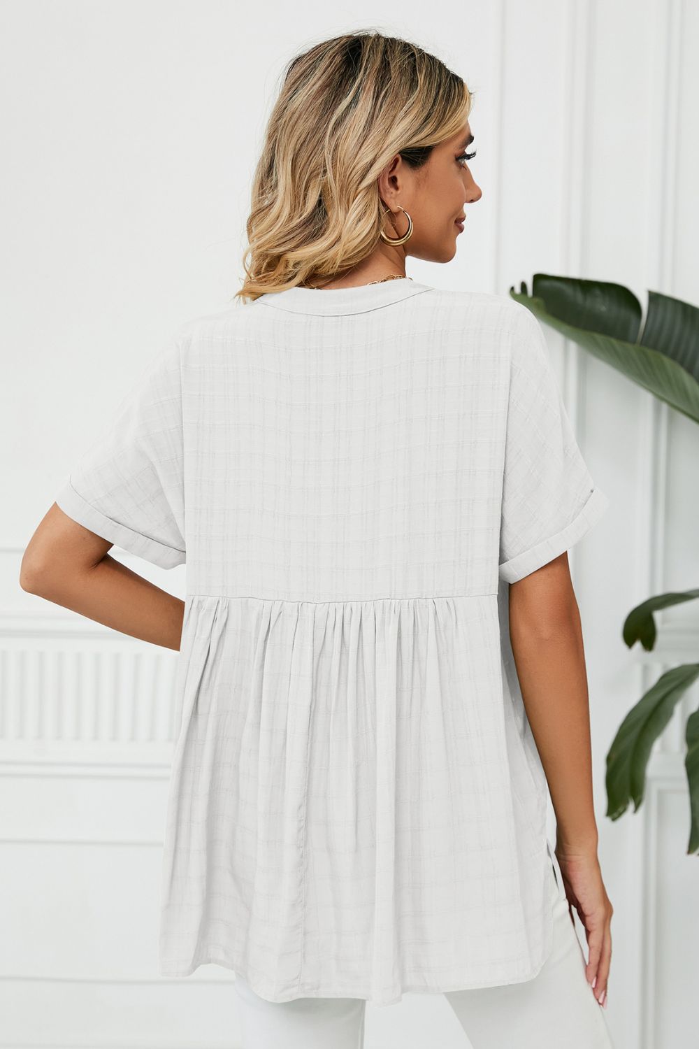 Notched neck cuffed short sleeve blouse with side slits