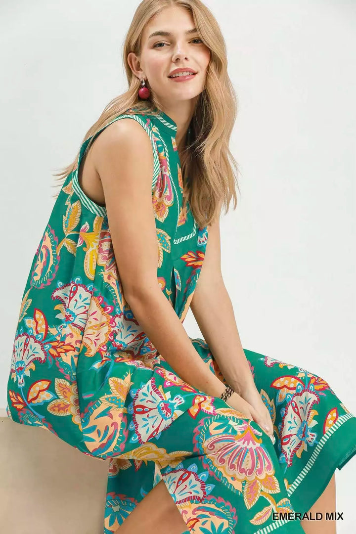 Paisley floral sleeveless midi dress with side pockets