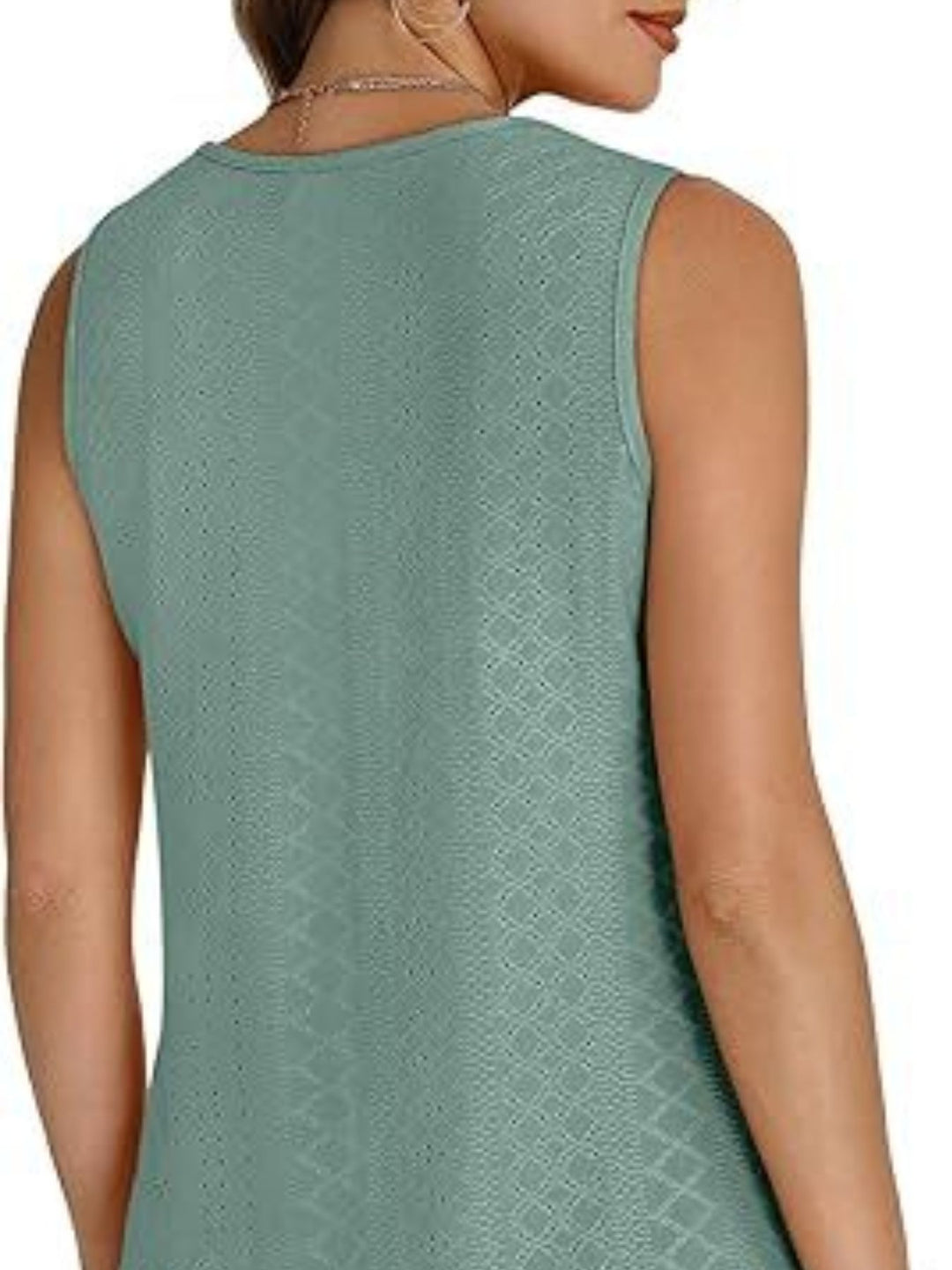 Eyelet V-neck sleeveless tank with diamond texture