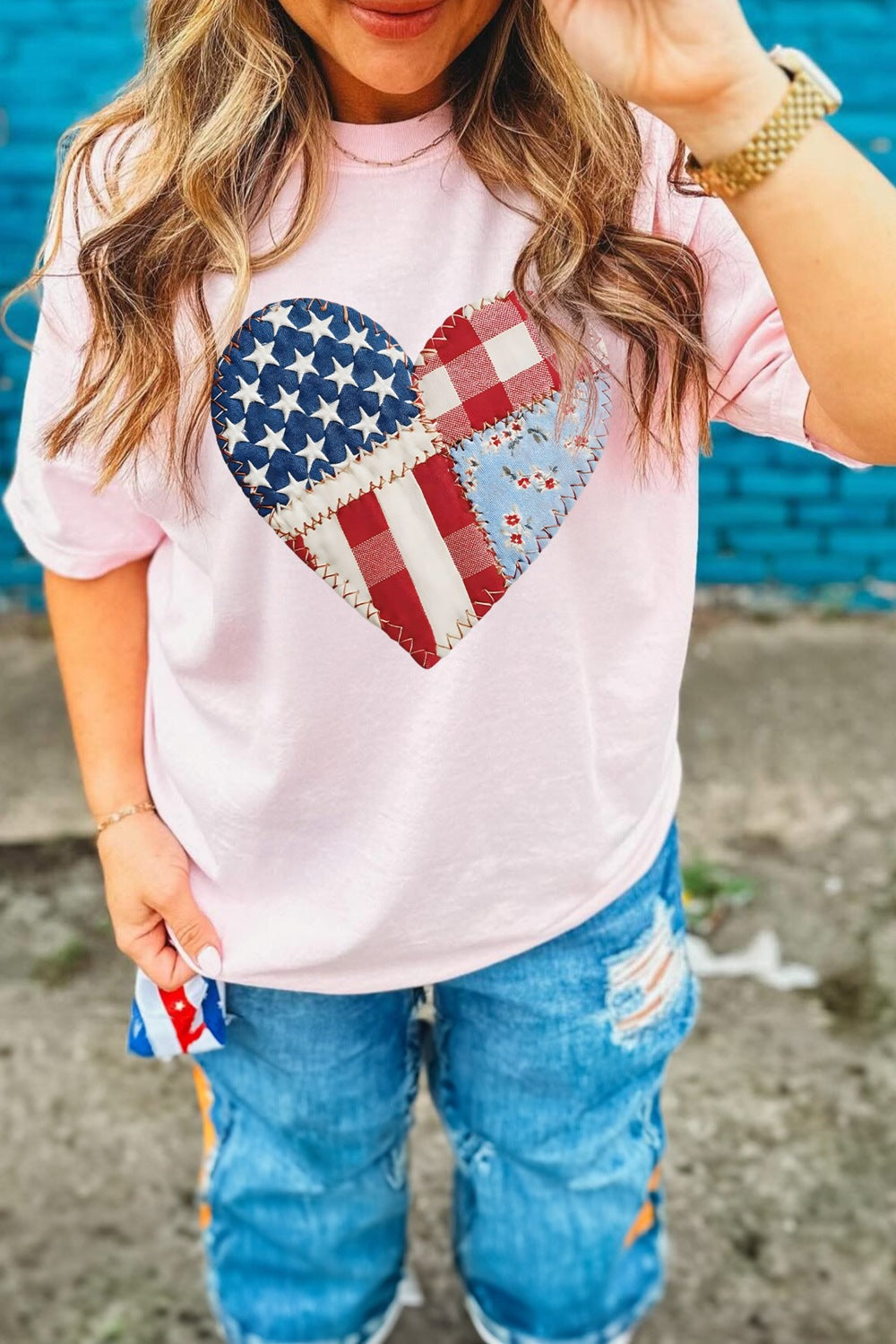 Patriotic patchwork heart graphic crew neck tee