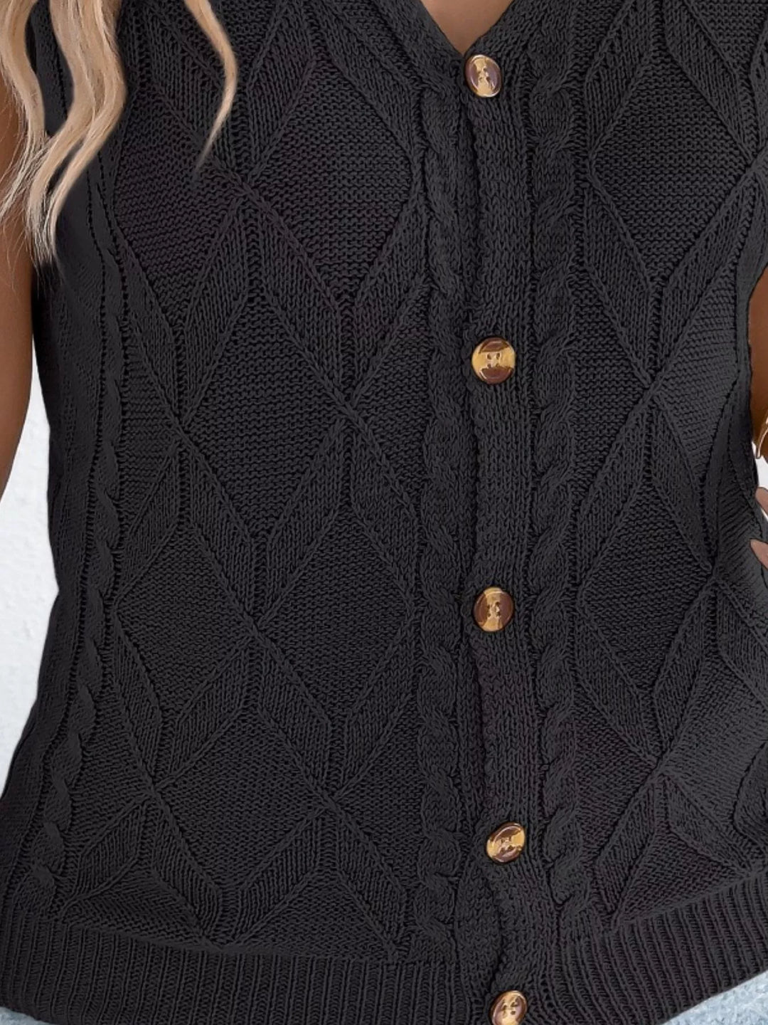 Diamond cable knit cap sleeve button-up cardigan