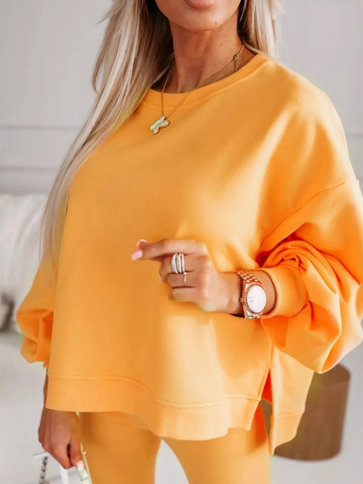Oversized crew neck sweatshirt with side slits