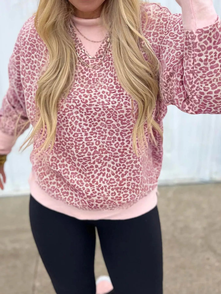 Leopard print relaxed sweatshirt with ribbed crew neck