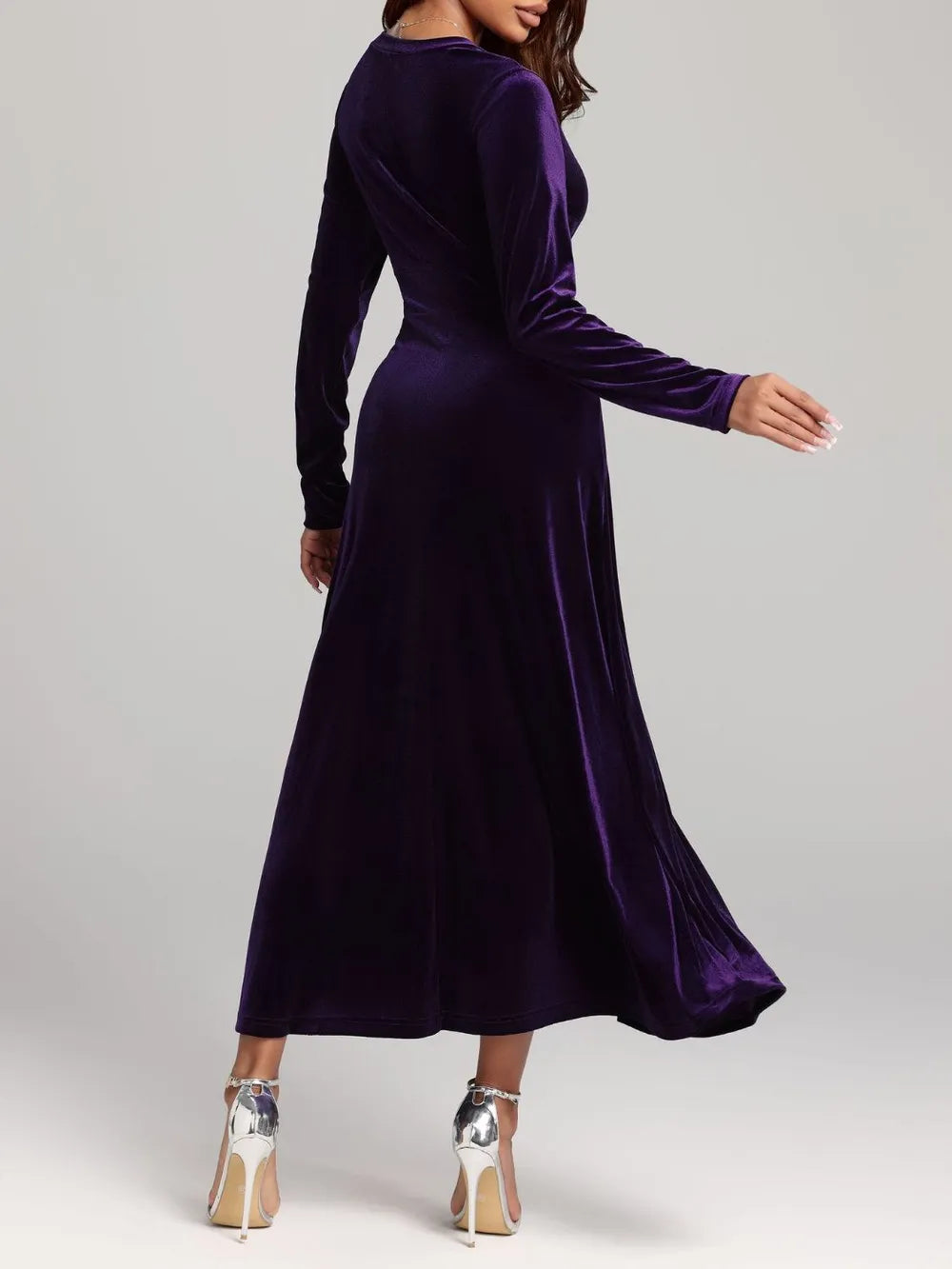 Surplice v-neck long sleeve velvet maxi dress