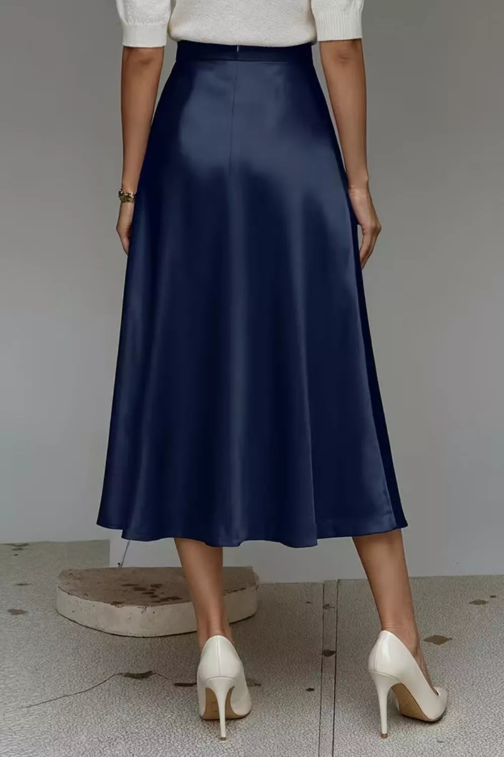 High-waist satin A-line midi skirt with pockets